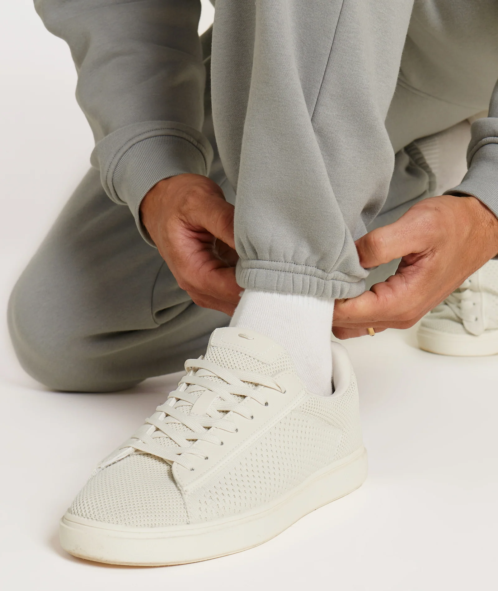 Hubby Graphic Cuffed Sweatpants - Grey - Image 5